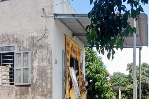 Một người tử vong trong lúc dập đám cháy trên đồi sau nhà