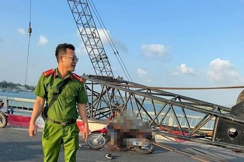 UBND tỉnh Bà Rịa-Vũng Tàu yêu cầu làm rõ vụ cần cẩu sập đè chết người