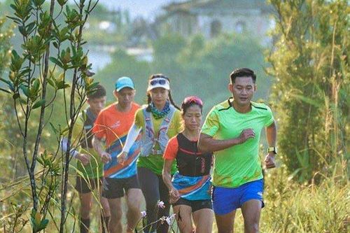 Gần 500 runner chờ chinh phục cung đường xuyên rừng Bạch Mã