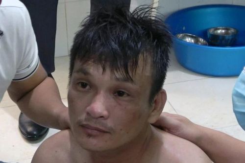 Tiền Giang: Giải cứu an toàn 3 trẻ mầm non bị đối tượng 'ngáo đá' khống chế tại trường