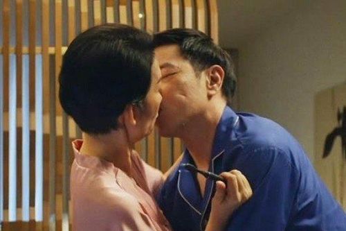 Thái Hòa đóng cảnh nóng cùng Xuân Lan