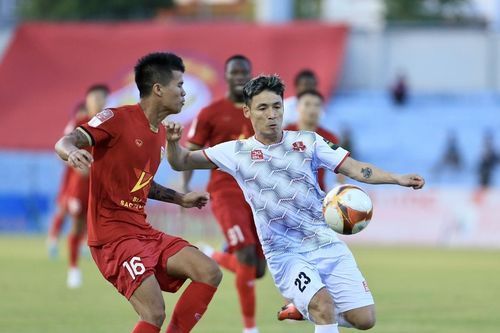 Lịch thi đấu bóng đá 8/3: Nóng vòng 19 V-League