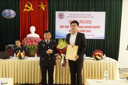 Cao Bằng: Chi cục Hải quan Cửa khẩu Tà Lùng đồng hành cùng sự phát triển của doanh nghiệp