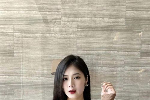 Nữ idol có 5,1 triệu followers bị tố 'đi khách' bức xúc lên tiếng, làm rõ cách kiếm tiền để sống sang chảnh