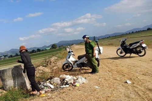 Ia Pa: Xử phạt nghiêm các trường hợp đổ rác thải sinh hoạt không đúng nơi quy định