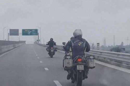 Truy tìm nhóm người điều khiển mô tô trên cao tốc