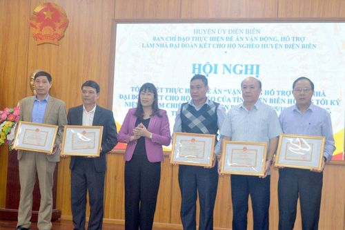 100% nhà đại đoàn kết trên địa bàn huyện Điện Biên được bàn giao trước Tết Nguyên đán Giáp Thìn 2024