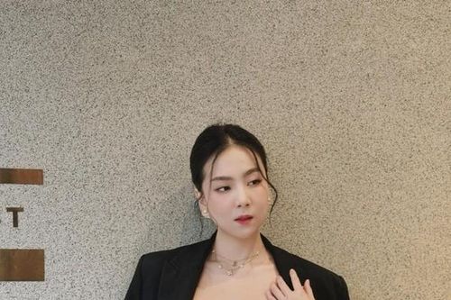 MC Mai Ngọc khoe nhan sắc gợi cảm, cuộc sống sang chảnh