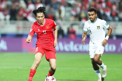 HLV Troussier có thể giúp tuyển Việt Nam biến nguy thành an?
