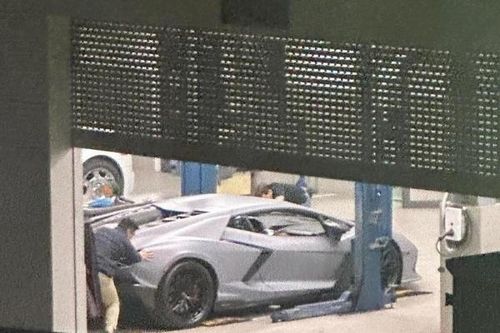 Siêu xe hybrid Lamborghini Revuelto mạnh 1.000 mã lực lộ diện tại Việt Nam