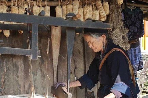 Giữ gìn nét đặc sắc văn hóa ở bản làng bình yên trên Sapa