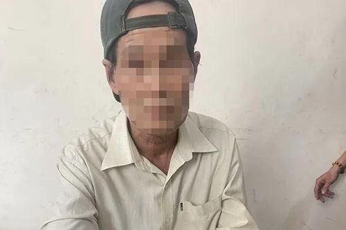 Tạm giữ người đàn ông mang 100 gram ma túy đi bán
