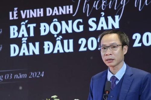 Phó Chủ tịch VNRea: Thị trường BĐS Việt Nam đang ở đáy 'hình chữ U'
