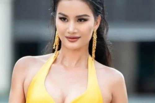 'Mỹ nữ 10 năm chăn trâu': 'Tôi cãi lời bác sĩ, làm ngực chỉ chịu size bé không lấy size to'