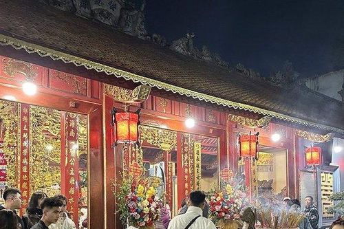 Thăm di tích quốc gia thờ Nữ tướng Lê Chân tại Hải Phòng