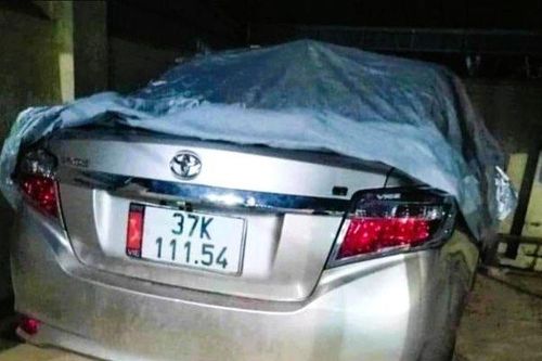 Ô tô bỗng dưng 'biến mất' được tìm thấy ở trạm y tế cách nhà 50km