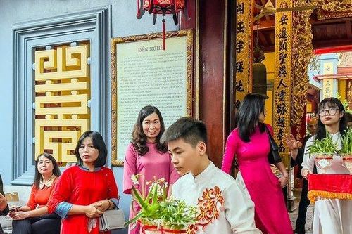 Hải Phòng: Khôi phục hội thi hoa thủy tiên tại Lễ hội Nữ tướng Lê Chân