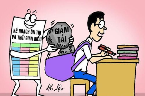Em đang học lớp 12, có cách nào 'giảm tải' cho tụi em không ông giáo?