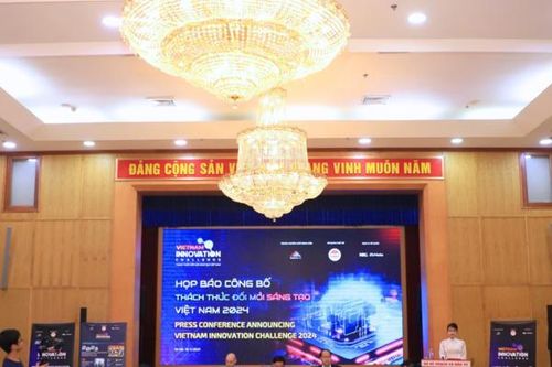 Thúc đẩy phát triển ngành công nghiệp bán dẫn và AI tại Việt Nam