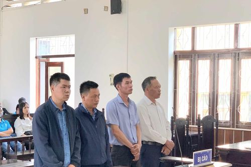 Ký 'bừa' biên bản bồi thường, nhóm cán bộ ở Kon Tum lãnh án