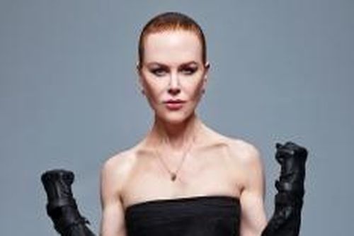 Bà mẹ 4 con Nicole Kidman gây ấn tượng với thân hình mảnh mai, săn chắc