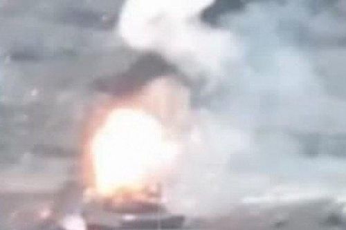Ukraine tự đăng video siêu tăng Abrams cháy dữ dội vì trúng UAV Nga: Phương Tây đã lầm?