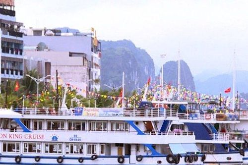 Quảng Ninh: Chưa tăng phí qua cảng Tuần Châu và Hạ Long dịp 1/4