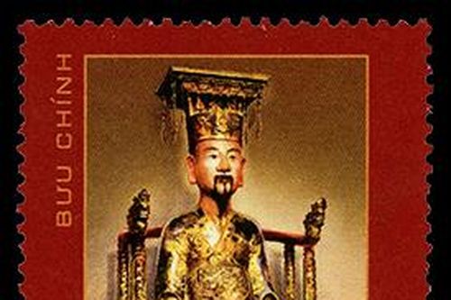 Phát hành bộ tem Kỷ niệm 1.100 năm sinh Đinh Tiên Hoàng đế
