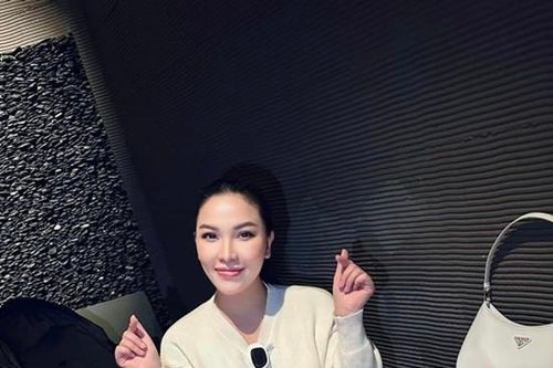 Cuộc sống gây chú ý của người mẫu Quỳnh Thư ở Đức