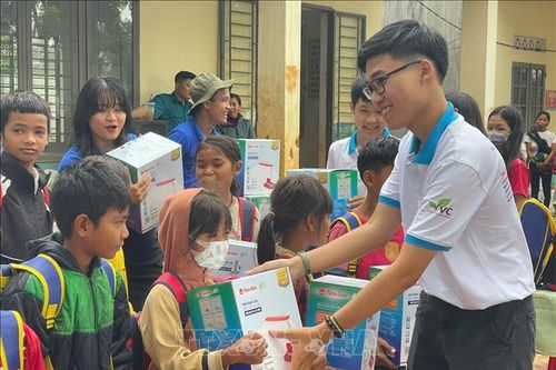 Cống hiến sức trẻ, lan tỏa những điều tốt đẹp