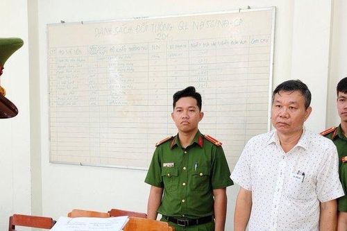 Bắt giam nguyên Giám đốc Ban quản lý dự án ở An Giang