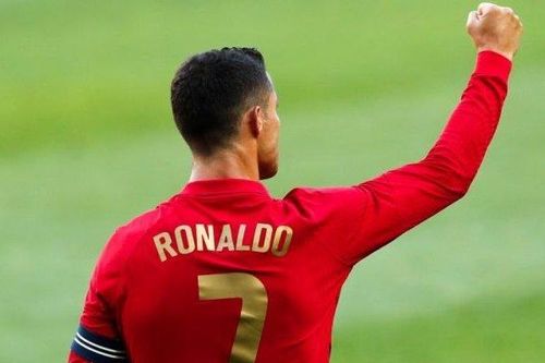 Áo số 7 ở Bồ Đào Nha không còn thuộc về Ronaldo?