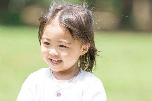4 dấu hiệu cho thấy trẻ rất thông minh: Cha mẹ sớm bồi dưỡng, con sẽ thành tài