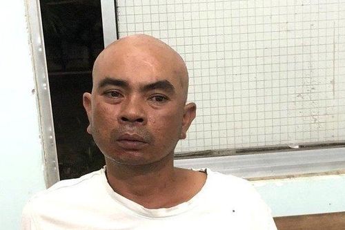 Ninh Thuận: Nghi vợ ngoại tình, chồng cầm dao đâm tình địch tử vong