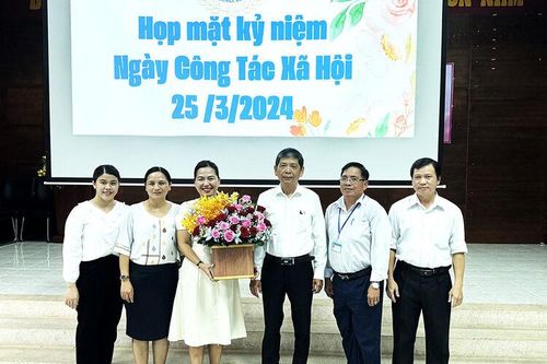 Bệnh viện Sản- Nhi An Giang họp mặt, tôn vinh những người làm công tác xã hội trong bệnh viện