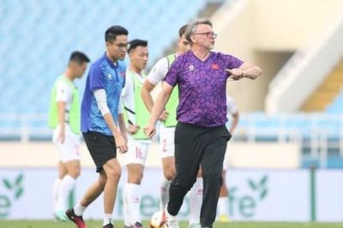 Góc chuyên gia: Ông Troussier không thay đổi, Việt Nam dễ thua Indonesia