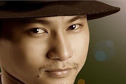 Nam diễn viên đa tài của showbiz Việt: Cuộc sống sau khi rời showbiz thế nào?