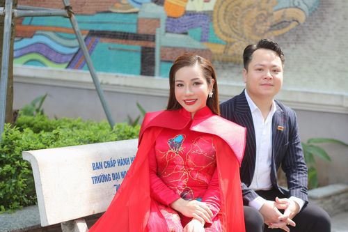 Ca sĩ Đoàn Hồng Hạnh tiết lộ về 'người tình sân khấu'