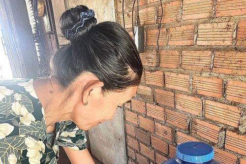 Nhiều hộ dân vùng ven Biên Hòa 'khát' nước sạch