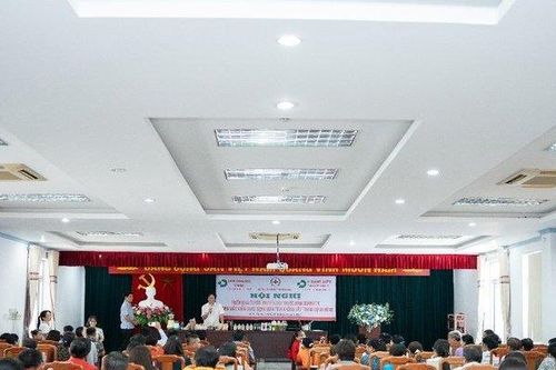 Tập Đoàn Y Dược Việt: Tuyên truyền cây thuốc nam quanh ta trong việc kiểm soát bệnh mãn tính không lây trong cộng đồng