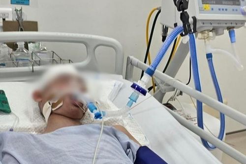 Tin mới nhất vụ nam sinh lớp 8 chơi bóng rổ bị đánh dẫn đến chết não