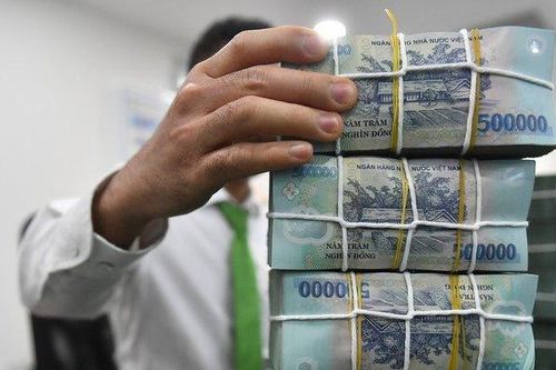 Tiền tỷ gửi ngân hàng đột ngột 'bốc hơi': Xử lý thế nào?