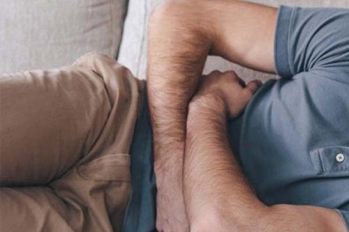 Thói quen khi thức dậy của đàn ông dễ gây ung thư