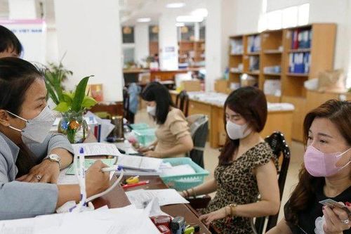 Bộ Nội vụ đang xây dựng bảng lương mới đối với công chức, viên chức