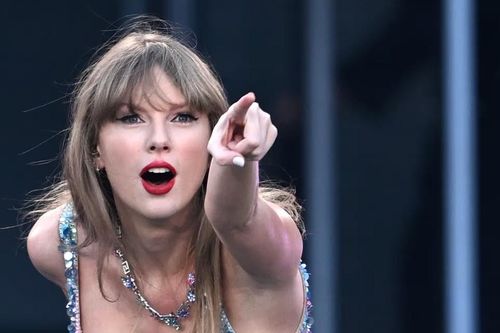 Taylor Swift vào nhóm tỷ phú giàu nhất thế giới