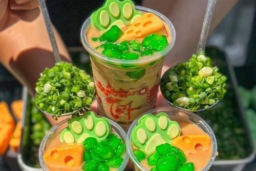 Xuất hiện trà sữa hành lá cực lạ, hương vị khiến nhiều người rùng mình