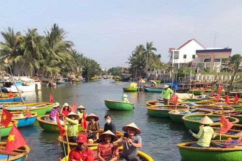 Khám phá Rừng dừa Bảy Mẫu - 'Tiểu miền Tây' trong lòng Hội An