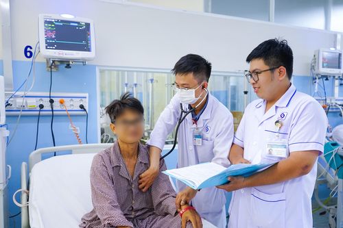 TP Hồ Chí Minh:Cứu sống nam thanh niên bị đột tử khi đang chơi đá banh