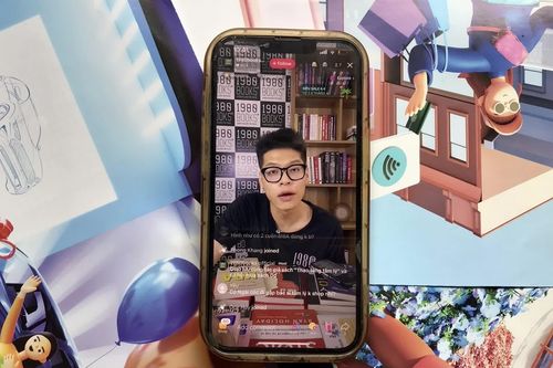 Xem livestream để săn sách giá hời có xứng đáng?