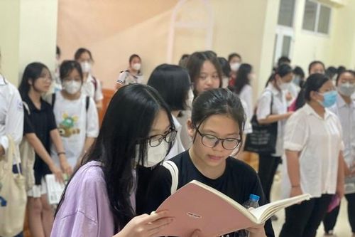 Trường THPT chuyên Đại học Sư phạm Hà Nội bỏ xét tuyển thẳng
